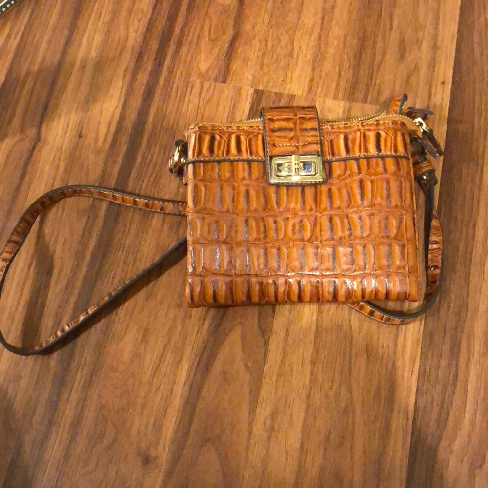 Crossbody bag